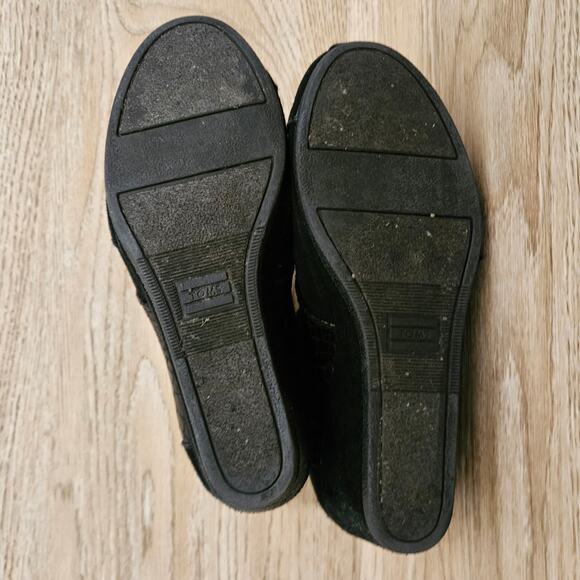 Toms Dessert Women's Size 7W Black Suede Leather Snake Print Wedge Ankle Booties - Picture 8 of 11